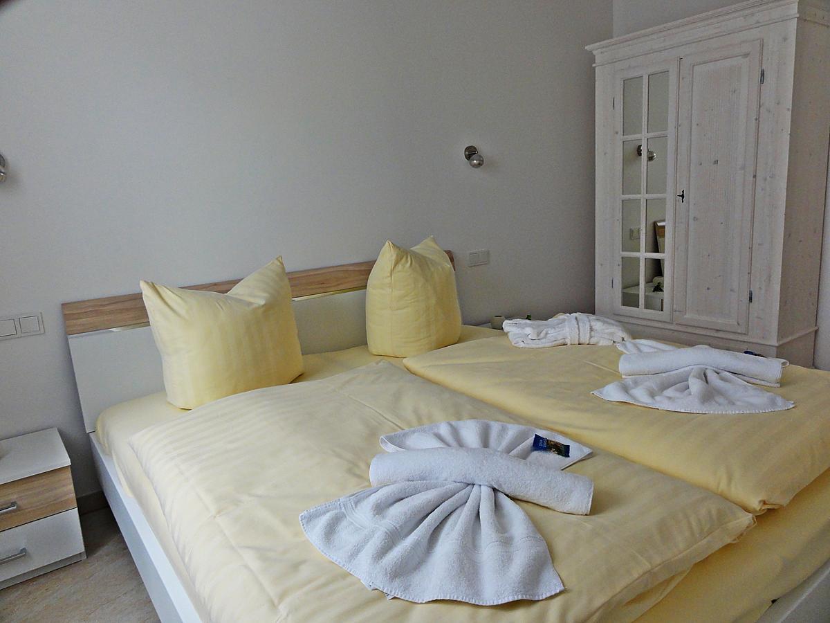 3 Zimmer Ferienwohnung Haus Meeresblick Mit Meerblick A005 Mit Suedterrasse Und Strandkorb Baabe Ngoại thất bức ảnh